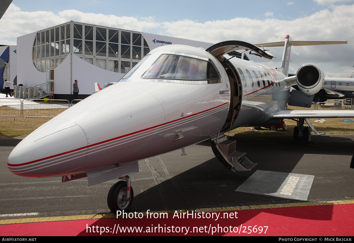 Aircraft Photo of N446LJ | Learjet 75 | AirHistory.net #25697