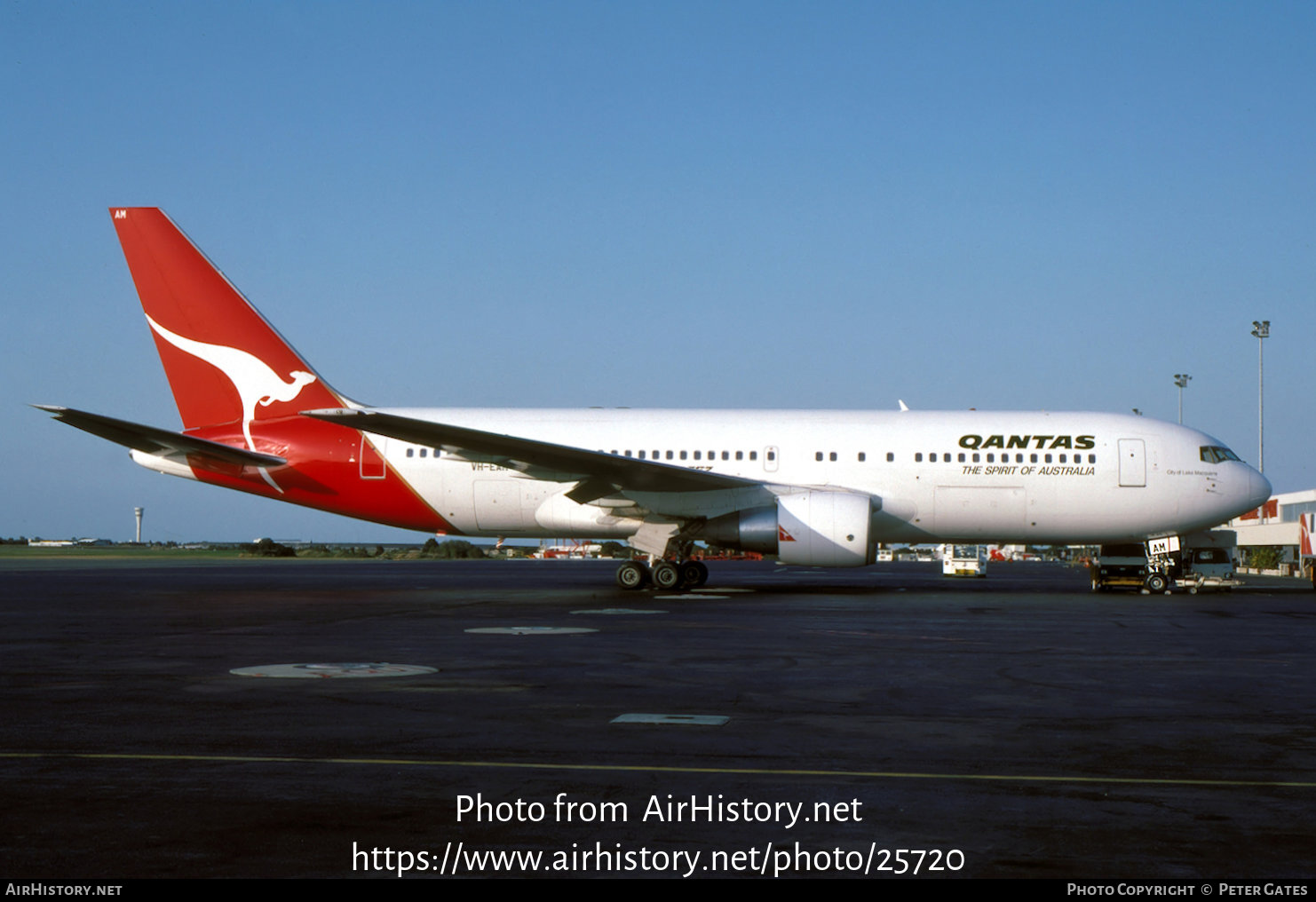 Aircraft Photo of VH-EAM | Boeing 767-238/ER | Qantas | AirHistory.net #25720