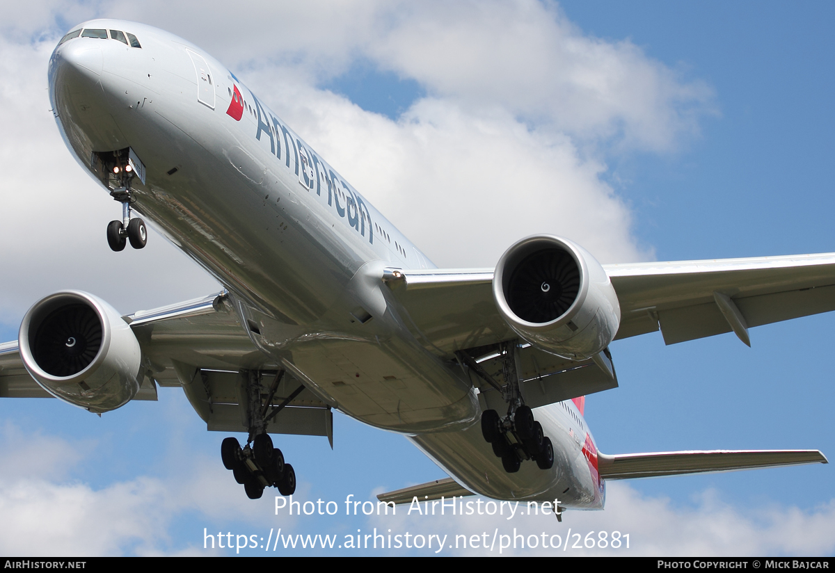 Aircraft Photo of N723AN | Boeing 777-323/ER | American Airlines | AirHistory.net #26881