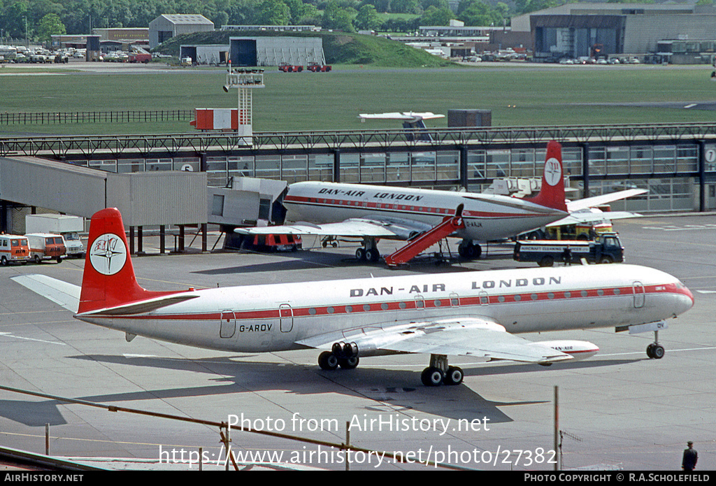 Aircraft Photo of G-AROV | De Havilland D.H. 106 Comet 4C | Dan-Air London | AirHistory.net #27382