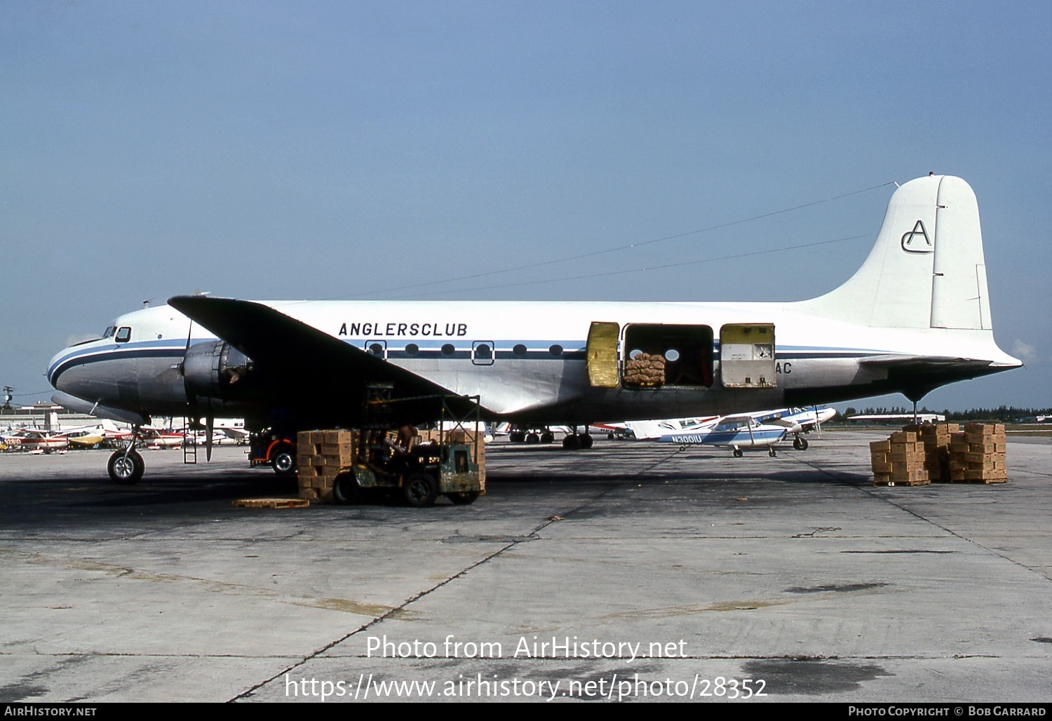 Aircraft Photo of N122AC | Douglas C-54D Skymaster | Anglers Club | AirHistory.net #28352