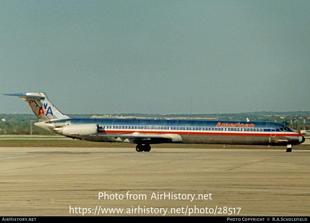 Aircraft Photo of N70401 | McDonnell Douglas MD-82 (DC-9-82) | American Airlines | AirHistory.net #28517