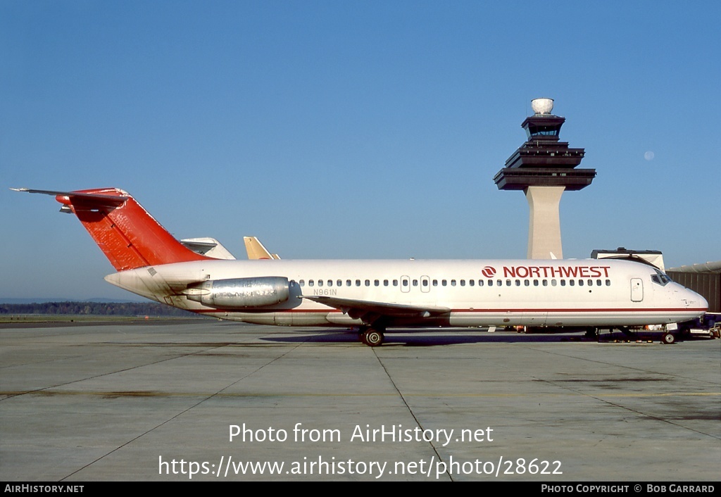 Aircraft Photo of N961N | McDonnell Douglas DC-9-31 | Northwest Airlines | AirHistory.net #28622