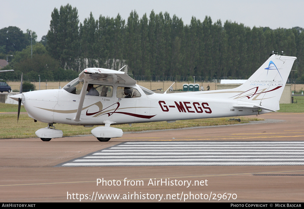 Aircraft Photo of G-MEGS | Cessna 172S Skyhawk SP | Cambridge Aero Club | AirHistory.net #29670