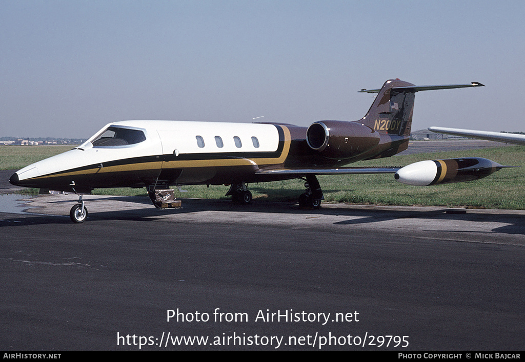 Aircraft Photo of N200Y | Gates Learjet 36 | AirHistory.net #29795