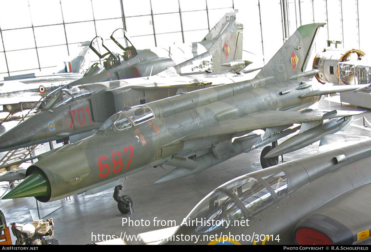 Aircraft Photo of 687 | Mikoyan-Gurevich MiG-21MF | East Germany - Air Force | AirHistory.net #30114