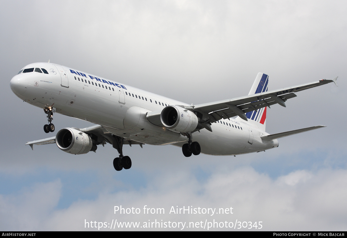 Aircraft Photo of F-GMZA | Airbus A321-111 | Air France | AirHistory.net #30345