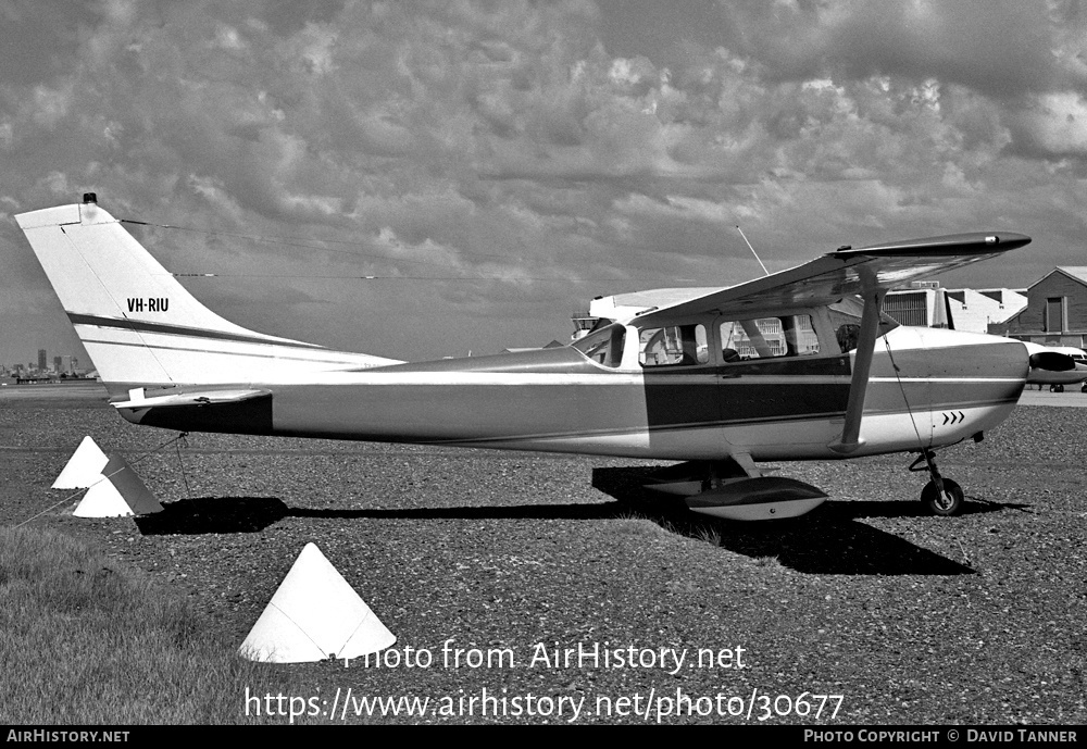 Aircraft Photo of VH-RIU | Cessna 182E | AirHistory.net #30677