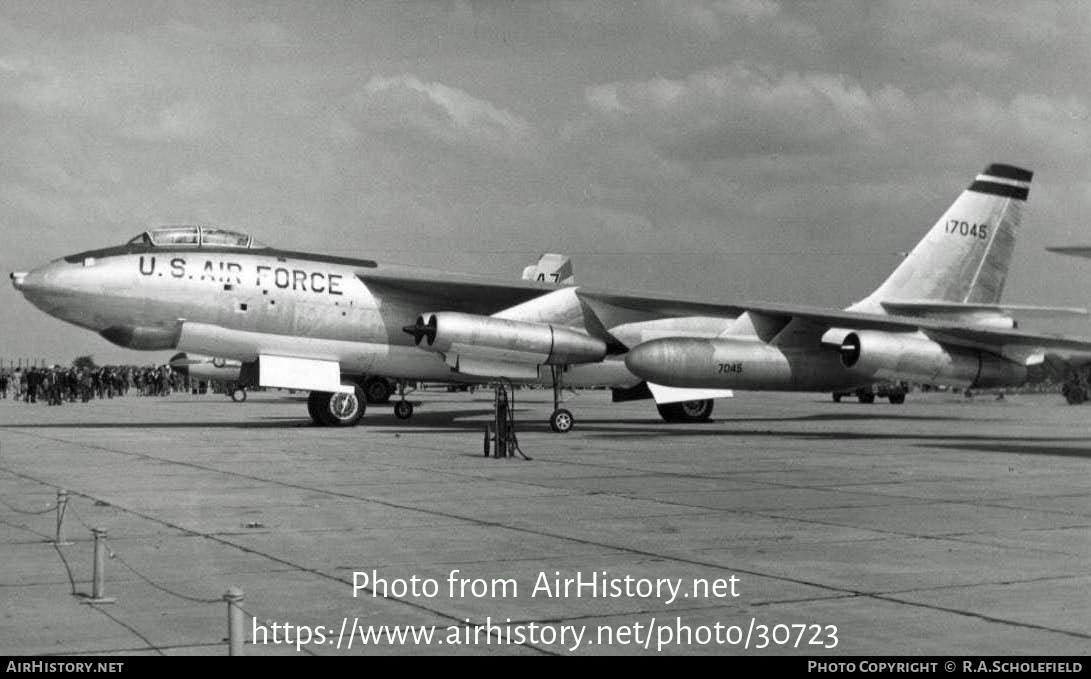 Aircraft Photo of 51-7045 / 17045 | Boeing B-47E Stratojet | USA - Air Force | AirHistory.net #30723