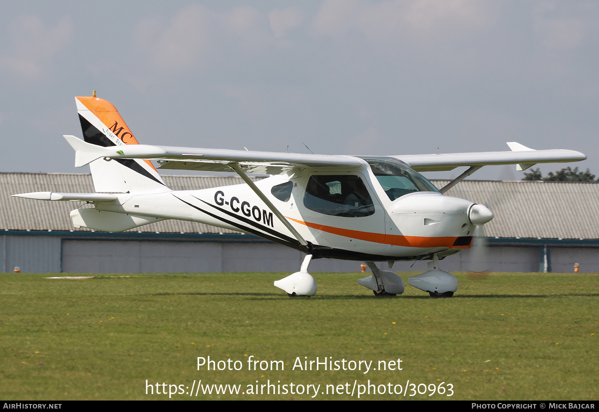 Aircraft Photo of G-CGOM | Flight Design MC | AirHistory.net #30963