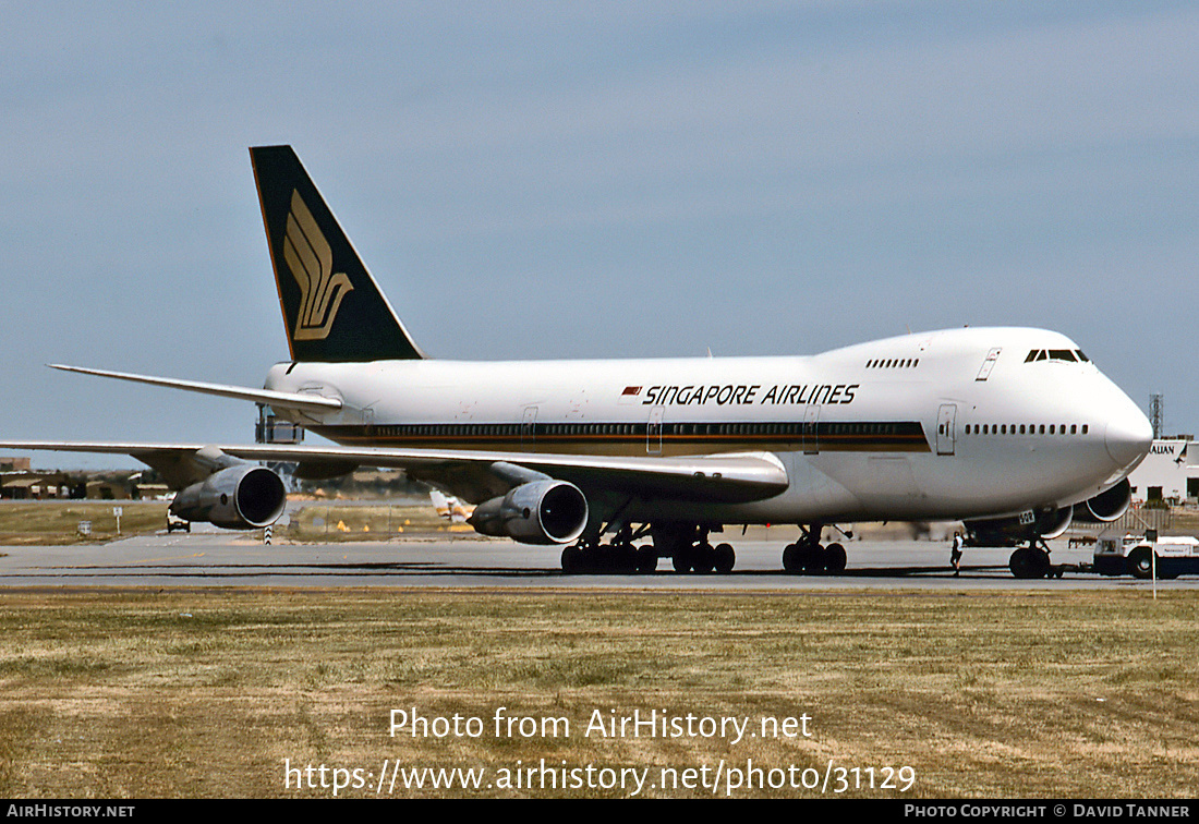 Aircraft Photo of 9V-SQR | Boeing 747-212B | Singapore Airlines | AirHistory.net #31129