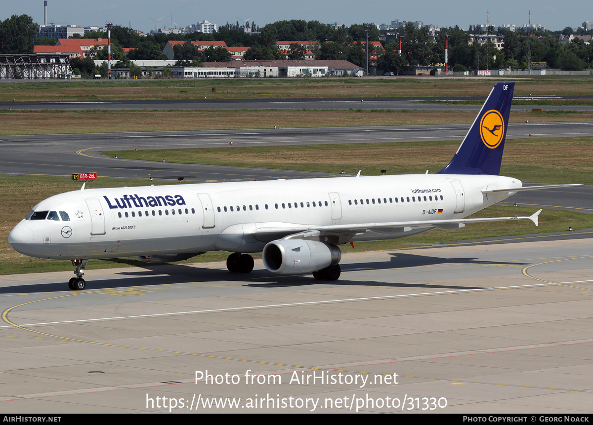 Aircraft Photo of D-AIDF | Airbus A321-231 | Lufthansa | AirHistory.net #31330