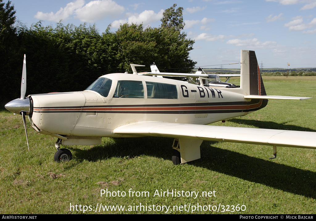 Aircraft Photo of G-BIWR | Mooney M-20F Executive | AirHistory.net #32360