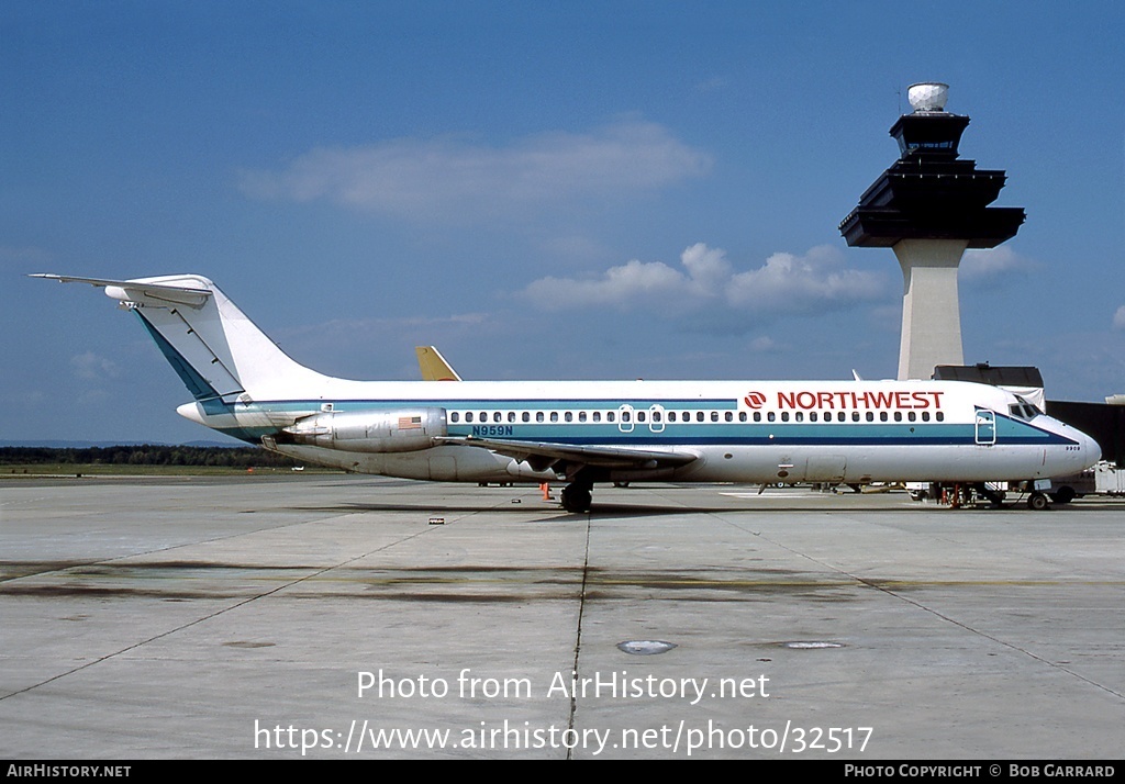 Aircraft Photo of N959N | McDonnell Douglas DC-9-31 | Northwest Airlines | AirHistory.net #32517