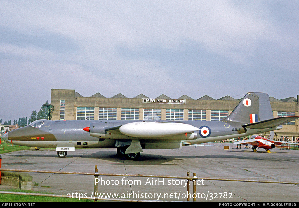 Aircraft Photo of WJ815 | English Electric Canberra PR7 | UK - Air Force | AirHistory.net #32782