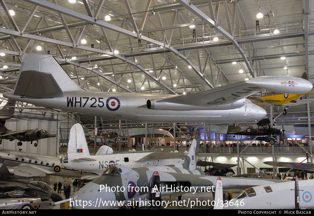 Aircraft Photo of WH725 | English Electric Canberra B2 | UK - Air Force | AirHistory.net #33646