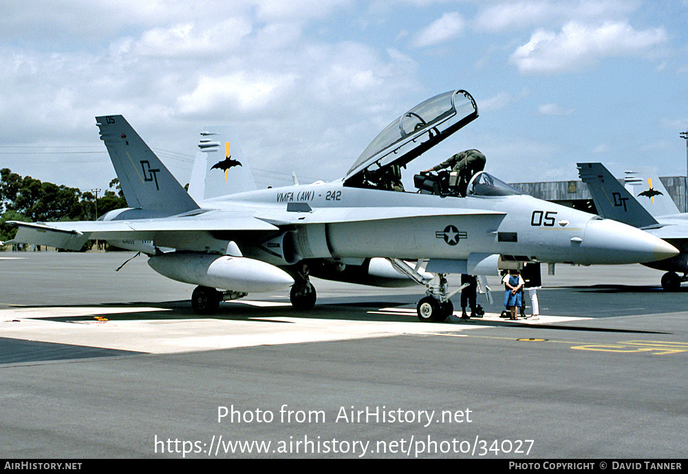 Aircraft Photo of 164674 | McDonnell Douglas F/A-18D Hornet | USA - Marines | AirHistory.net #34027