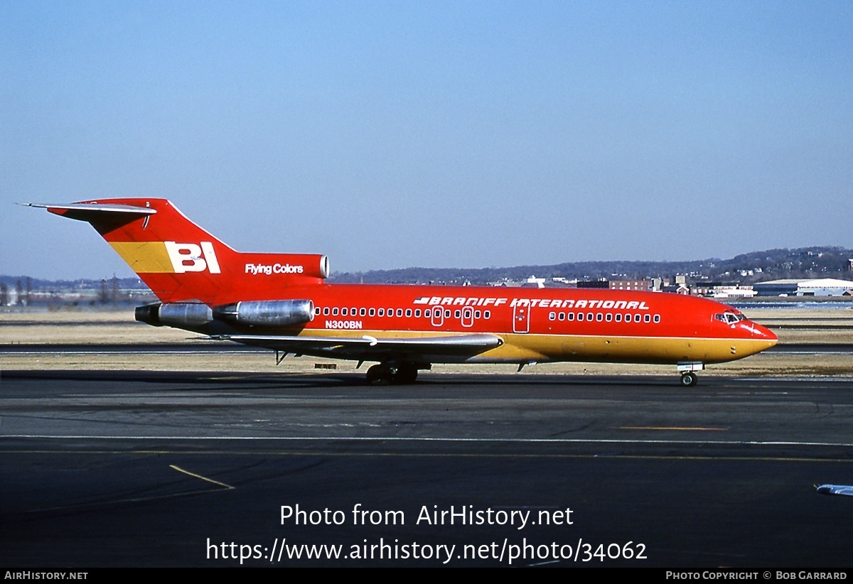 Aircraft Photo of N300BN | Boeing 727-191 | Braniff International Airways | AirHistory.net #34062