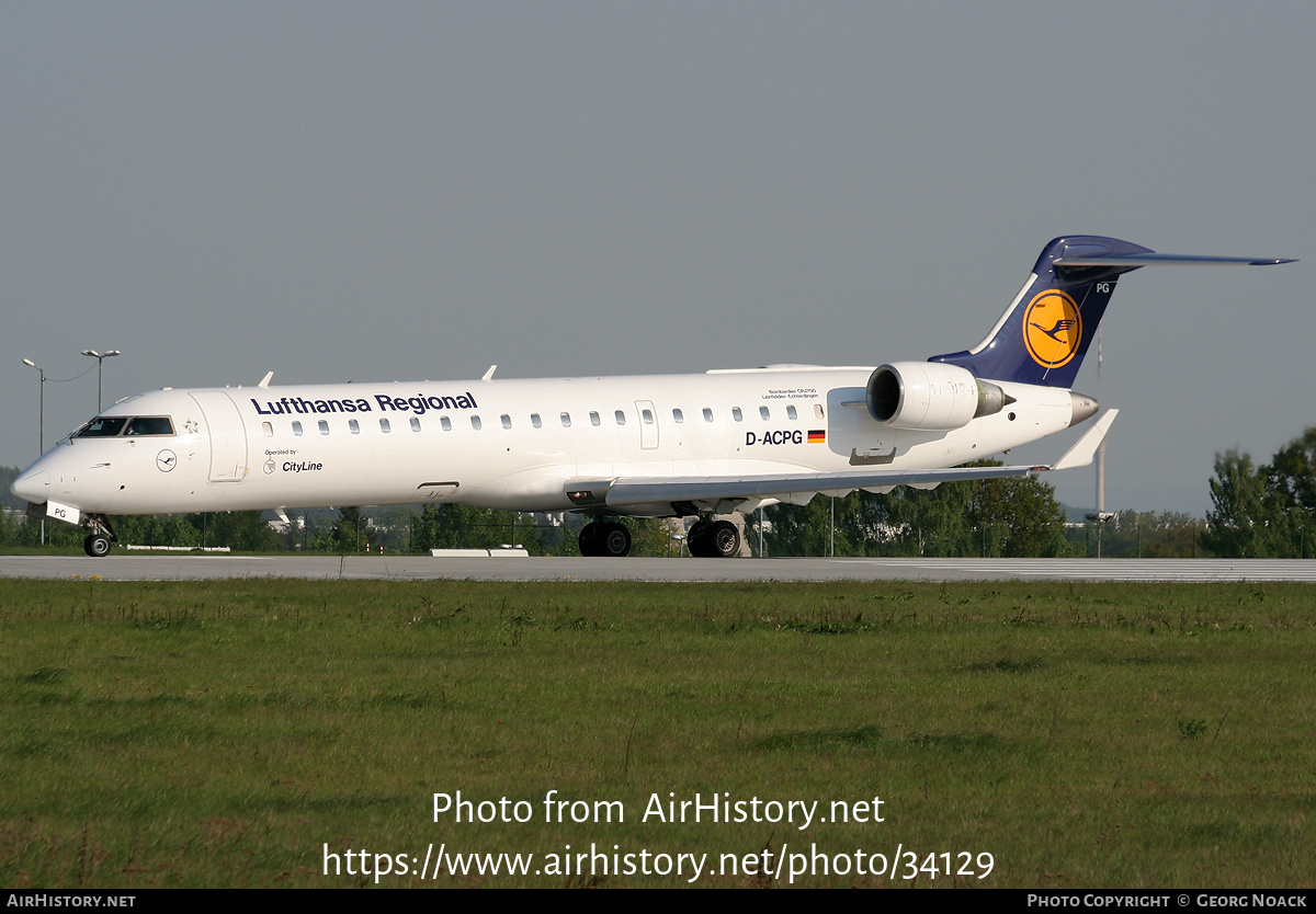 Aircraft Photo of D-ACPG | Bombardier CRJ-701ER (CL-600-2C10) | Lufthansa Regional | AirHistory.net #34129