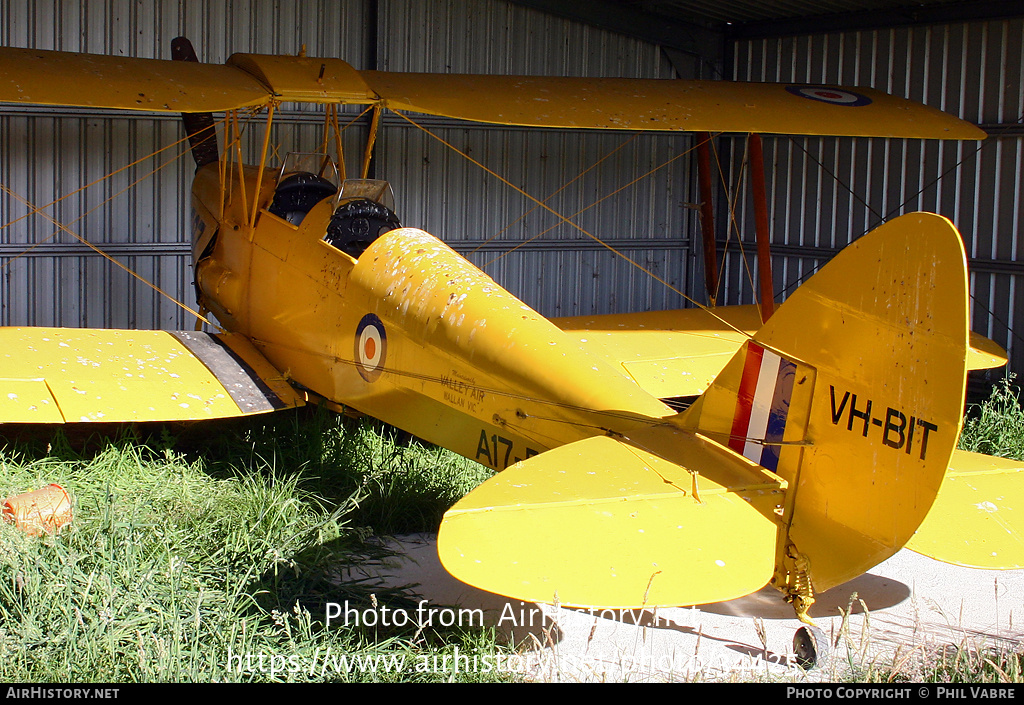 Aircraft Photo of VH-BIT / A17-587 | De Havilland D.H. 82A Tiger Moth | Australia - Air Force | AirHistory.net #34425