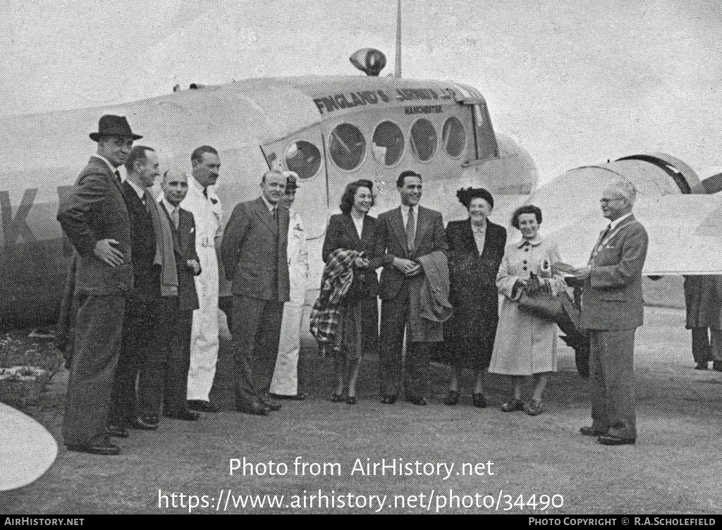 Aircraft Photo of G-AKFM | Avro 652A Anson I | Finglands Airways | AirHistory.net #34490