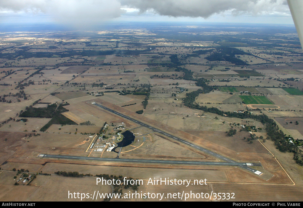 Airport photo of Mangalore (YMNG) in Victoria, Australia | AirHistory.net #35332