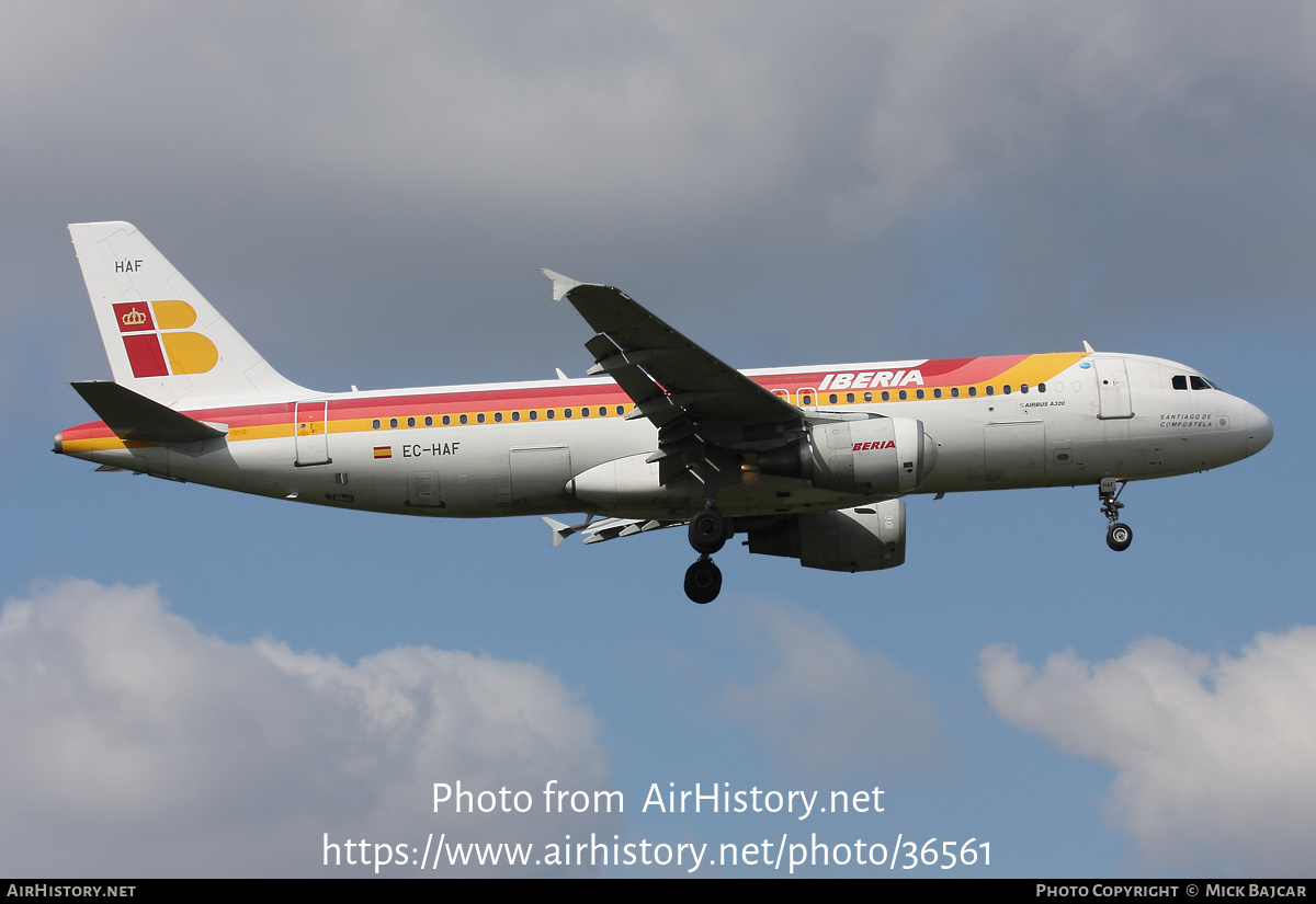 Aircraft Photo of EC-HAF | Airbus A320-214 | Iberia | AirHistory.net #36561