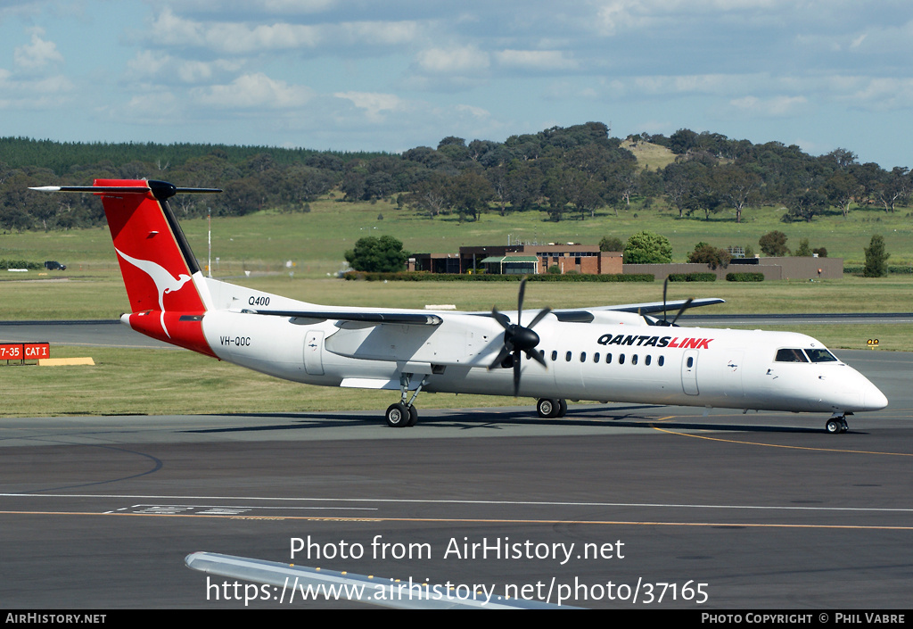 Aircraft Photo of VH-QOC | Bombardier DHC-8-402 Dash 8 | QantasLink | AirHistory.net #37165