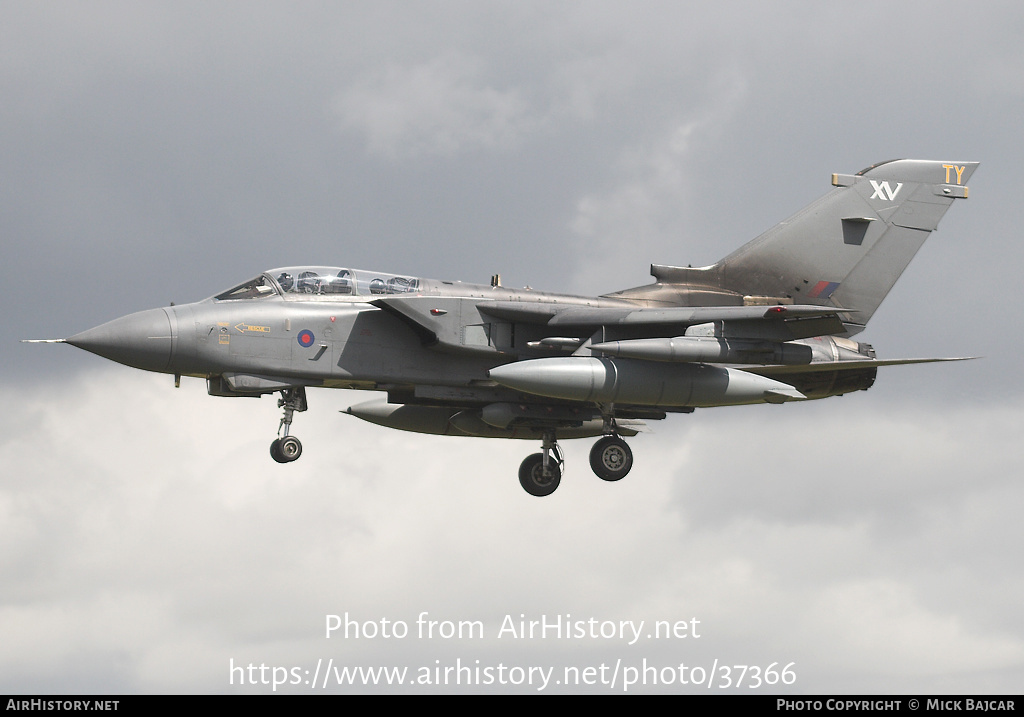 Aircraft Photo of ZA604 | Panavia Tornado GR4A | UK - Air Force | AirHistory.net #37366