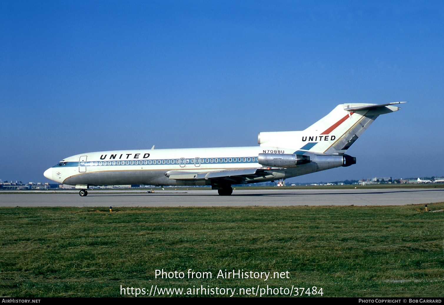 Aircraft Photo of N7088U | Boeing 727-22 | United Air Lines | AirHistory.net #37484