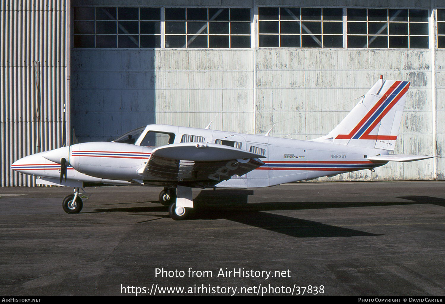 Aircraft Photo of N8230Y | Piper PA-34-220T Seneca III | AirHistory.net #37838