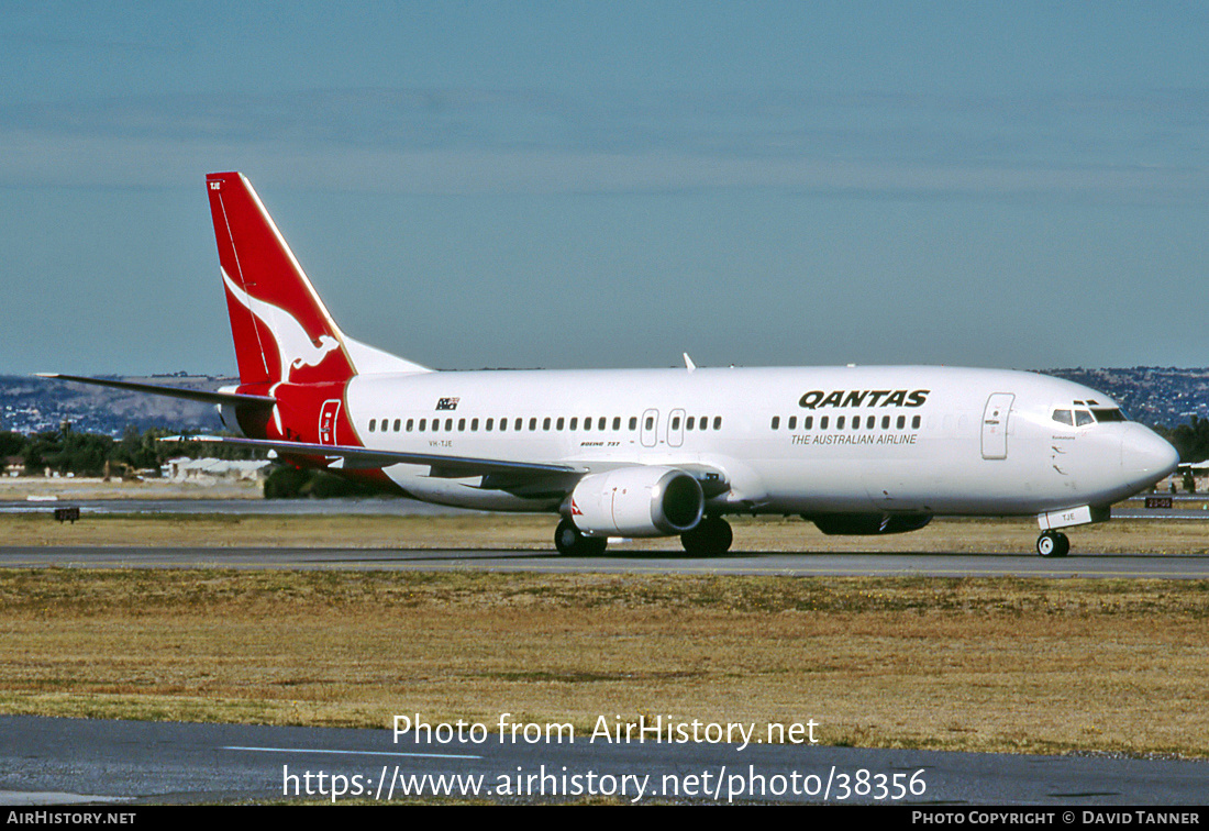 Aircraft Photo of VH-TJE | Boeing 737-476 | Qantas | AirHistory.net #38356