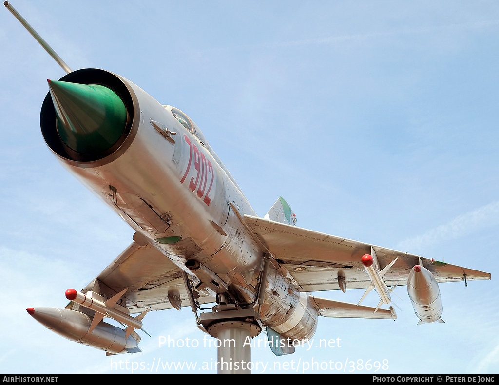 Aircraft Photo of 7902 | Mikoyan-Gurevich MiG-21MF | Poland - Air Force | AirHistory.net #38698