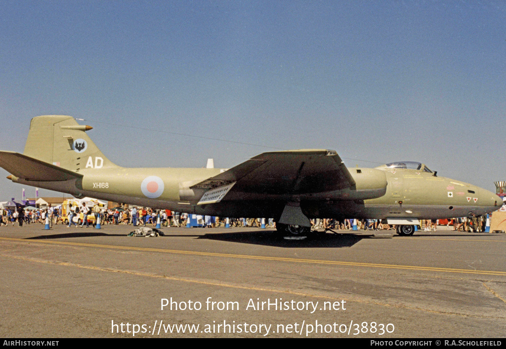 Aircraft Photo of XH168 | English Electric Canberra PR9 | UK - Air Force | AirHistory.net #38830