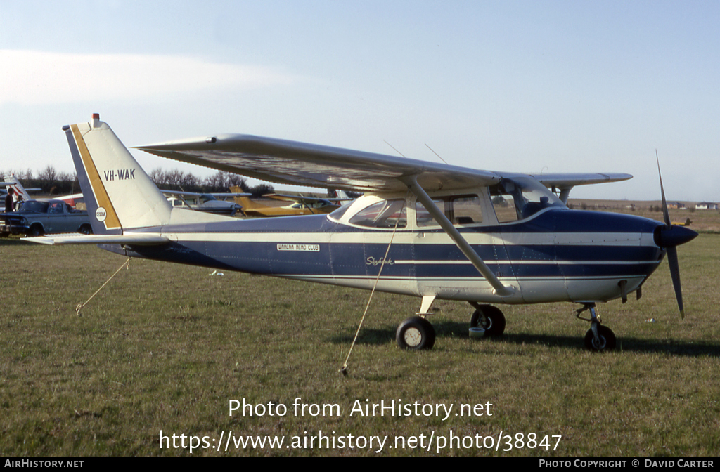 Aircraft Photo of VH-WAK | Cessna 172E Skyhawk | Wimmera Aero Club | AirHistory.net #38847