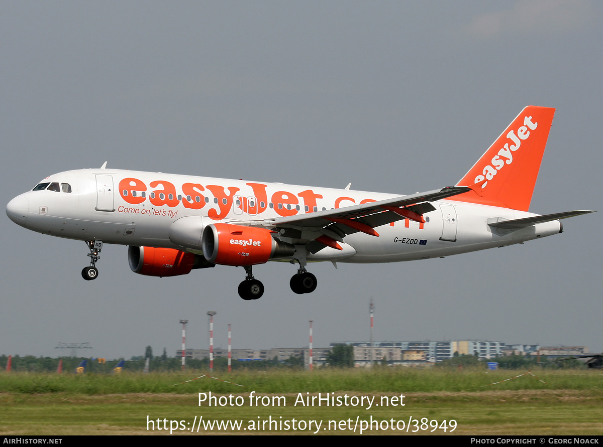 Aircraft Photo of G-EZDD | Airbus A319-111 | EasyJet | AirHistory.net #38949