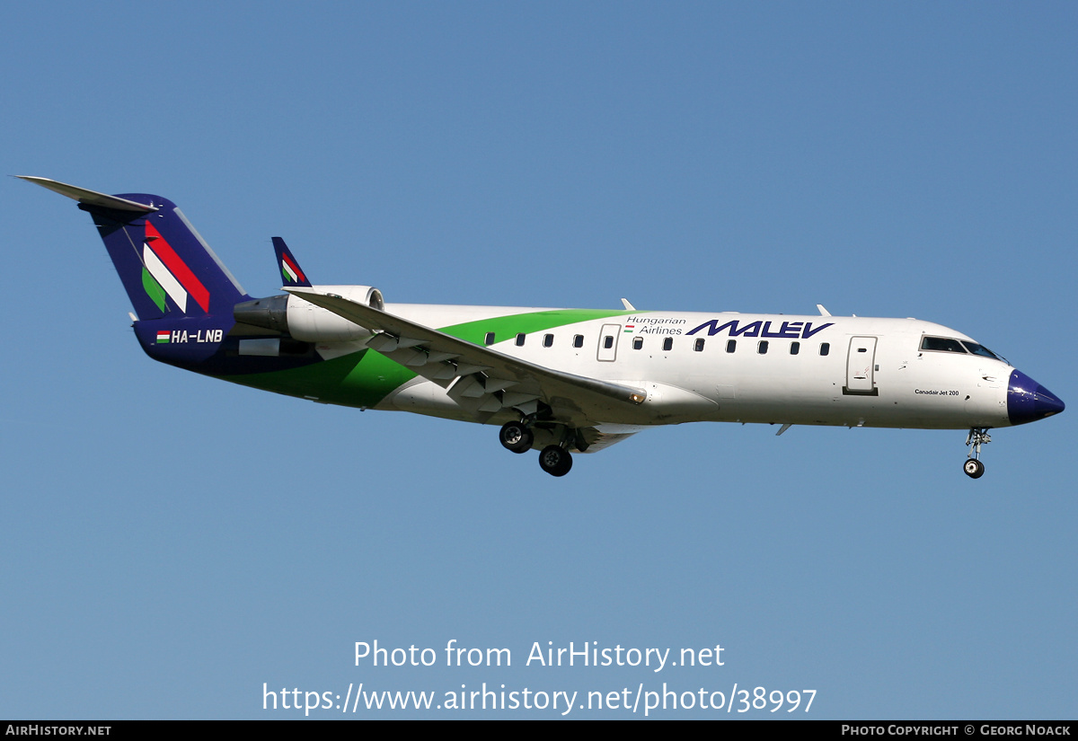 Aircraft Photo of HA-LNB | Bombardier CRJ-200ER (CL-600-2B19) | Malév - Hungarian Airlines | AirHistory.net #38997