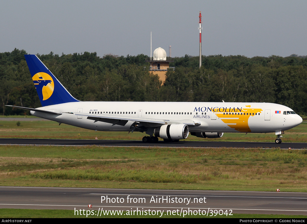 Aircraft Photo of JU-1011 | Boeing 767-3W0/ER | MIAT Mongolian Airlines | AirHistory.net #39042