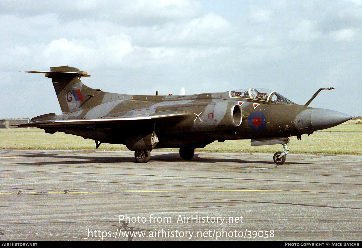 Aircraft Photo of XT283 | Hawker Siddeley Buccaneer S2A | UK - Air Force | AirHistory.net #39058