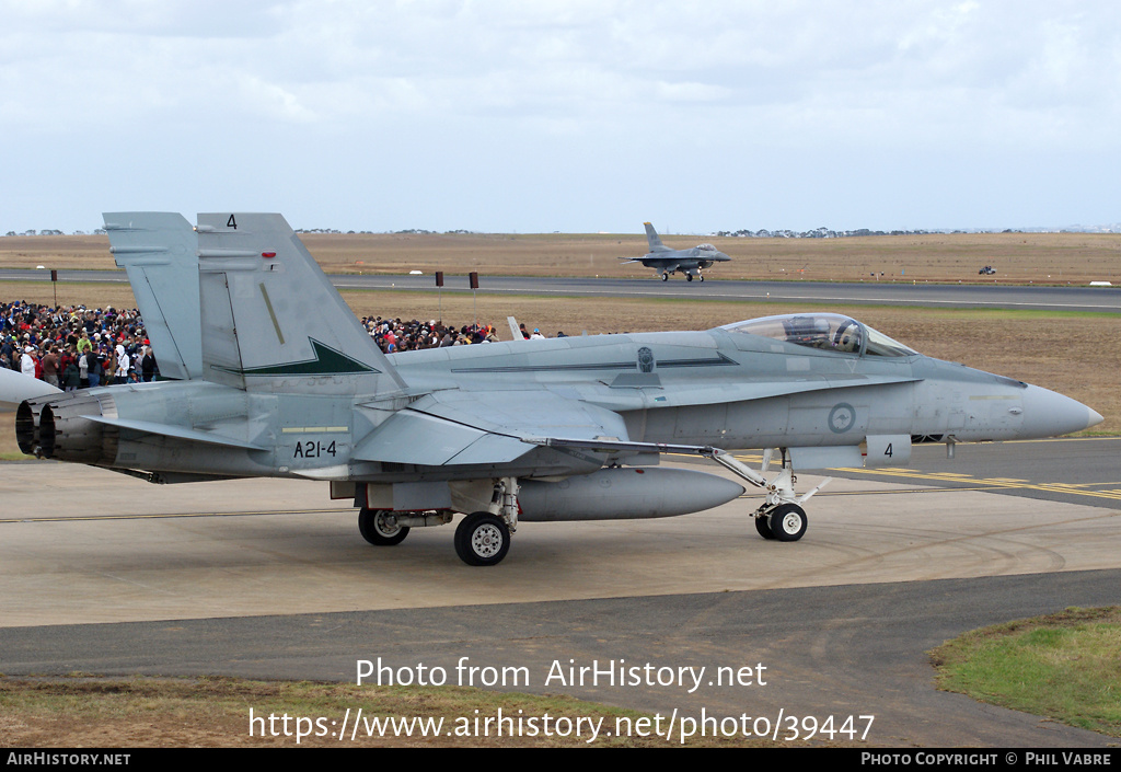 Aircraft Photo of A21-4 | McDonnell Douglas F/A-18A Hornet | Australia - Air Force | AirHistory.net #39447