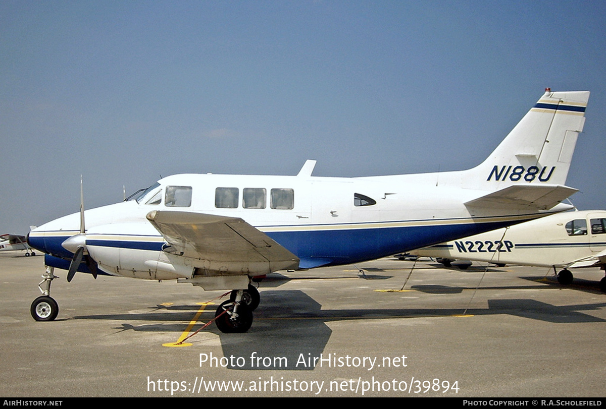 Aircraft Photo of N188U | Beech A65 Queen Air | AirHistory.net #39894