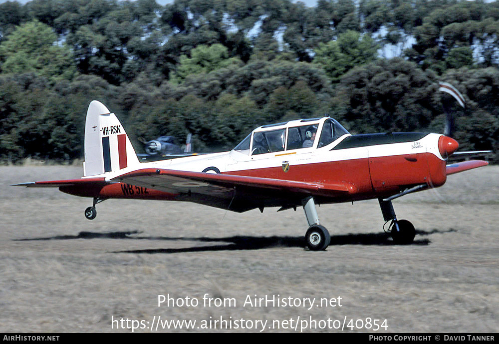 Aircraft Photo of VH-RSK / WB572 | De Havilland DHC-1 Chipmunk Mk22 | UK - Air Force | AirHistory.net #40854