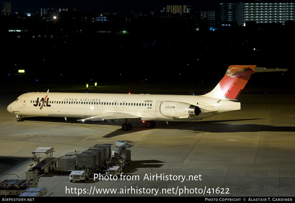 Aircraft Photo of JA8064 | McDonnell Douglas MD-90-30 | Japan Airlines - JAL | AirHistory.net #41622