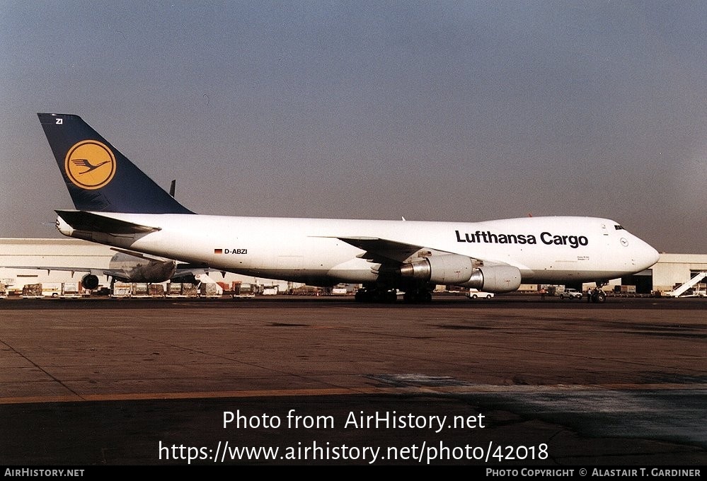 Aircraft Photo of D-ABZI | Boeing 747-230F/SCD | Lufthansa