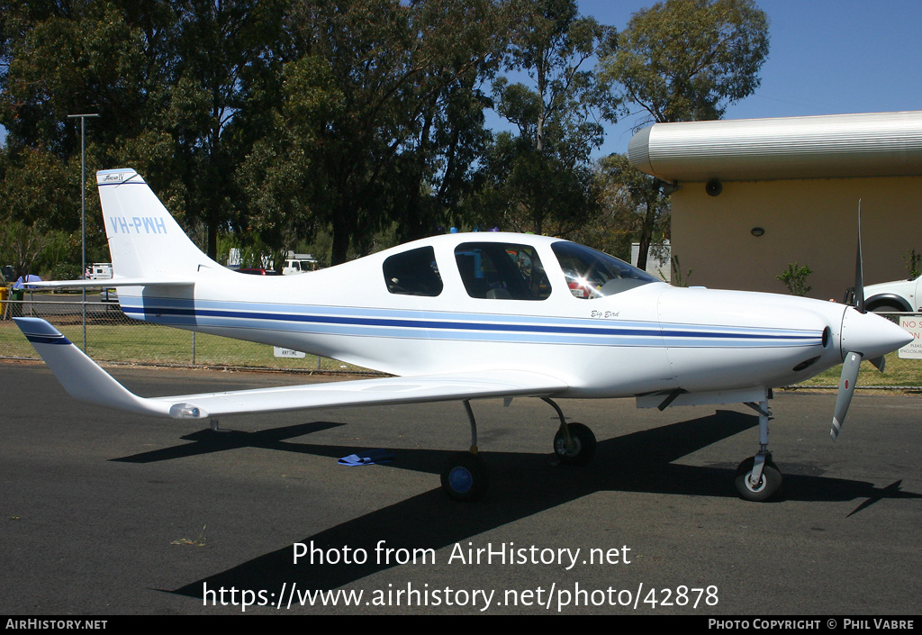 Aircraft Photo of VH-PWH | Lancair Lancair IV | AirHistory.net #42878