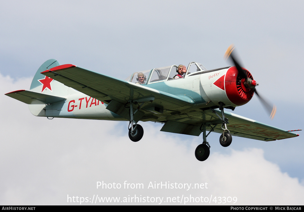 Aircraft Photo of G-TYAK | Yakovlev Yak-52 | Soviet Union - Air Force | AirHistory.net #43309