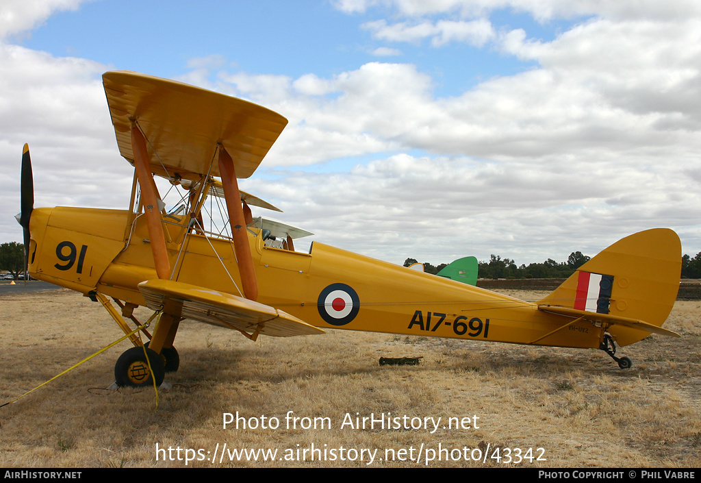 Aircraft Photo of VH-UVZ / A17-691 | De Havilland D.H. 82A Tiger Moth | Australia - Air Force | AirHistory.net #43342