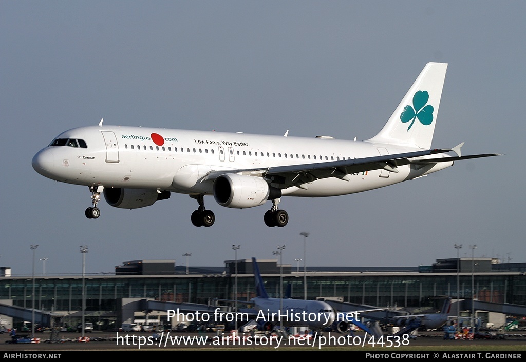 Aircraft Photo of EI-CZV | Airbus A320-214 | Aer Lingus | AirHistory.net #44538