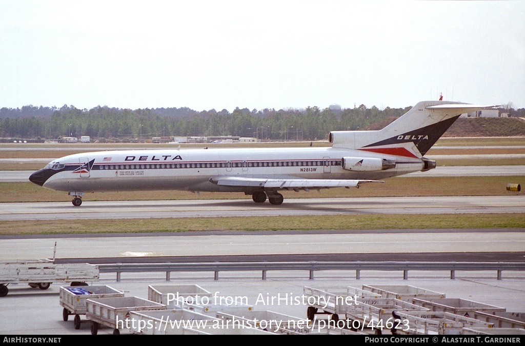 Aircraft Photo of N2813W | Boeing 727-247/Adv | Delta Air Lines | AirHistory.net #44623