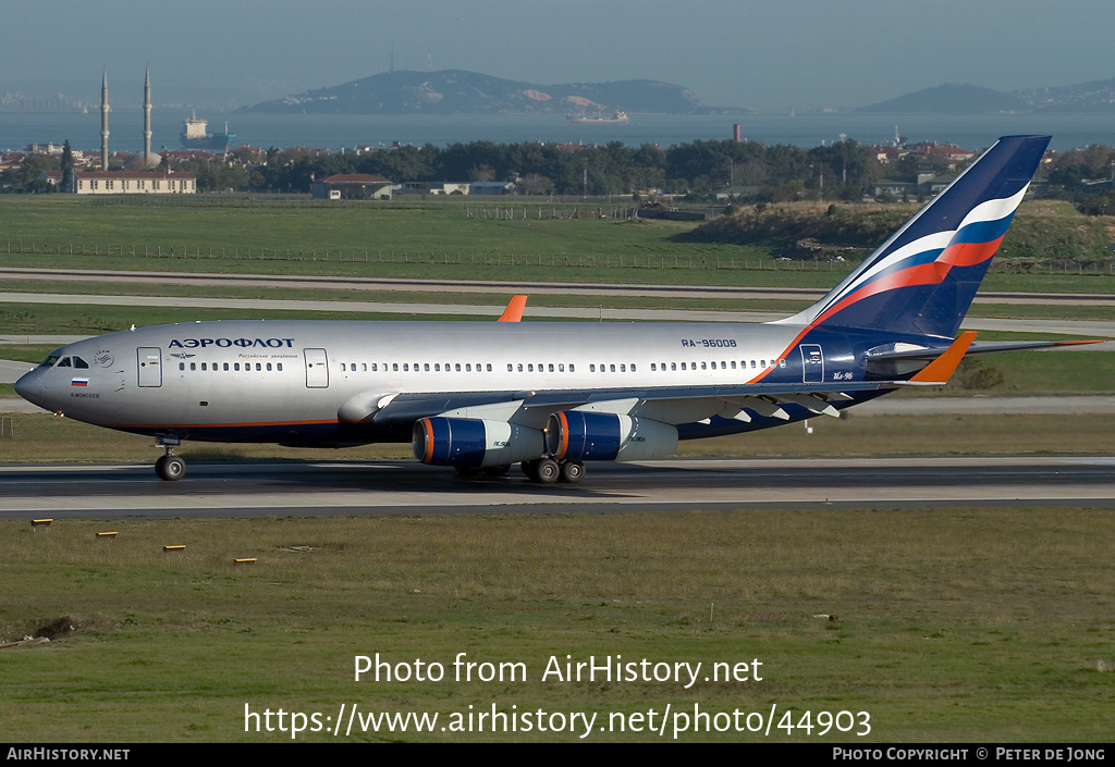 Aircraft Photo of RA-96008 | Ilyushin Il-96-300 | Aeroflot - Russian Airlines | AirHistory.net #44903